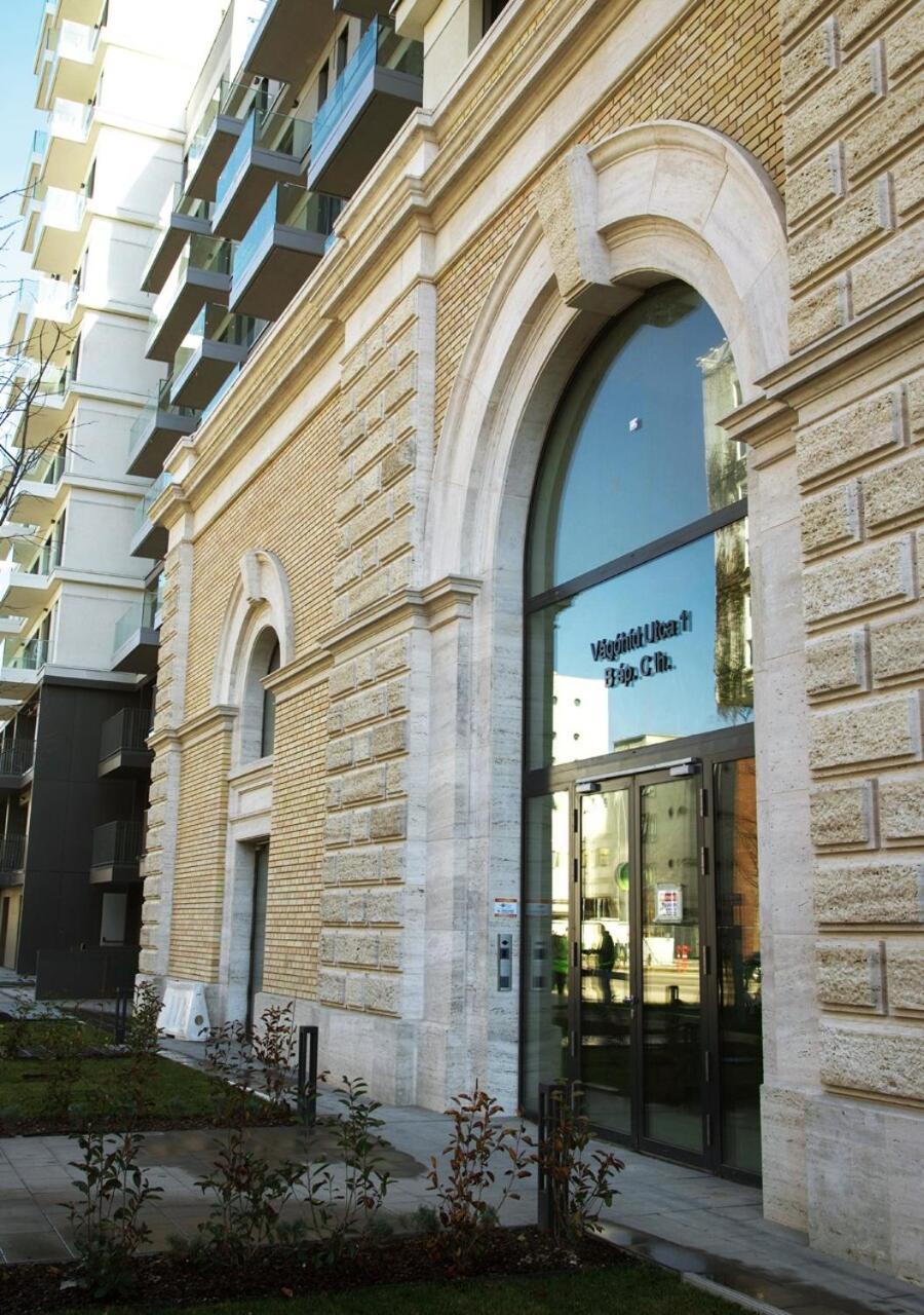 Pearl Apartment *